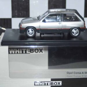 Whitebox opel / vauxhall corsa a sr silver 1:24 wb124136-o