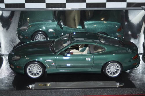 Maisto aston martin db7 vantage green 1:18 diecast 31880