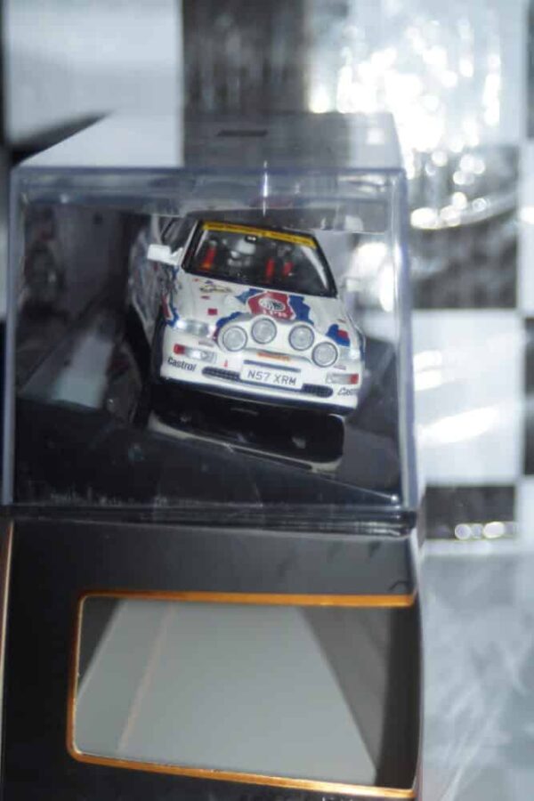 Ixo ford escort rs cosworth rally barum 1997,v.blahna rac415b.22