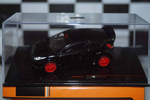 Ixo ford fiesta custom black 2011 clc468n 1:43
