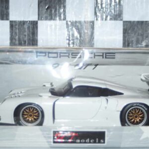 Ut models porsche 911 gt1 1996 white 1:18 scale 180966600
