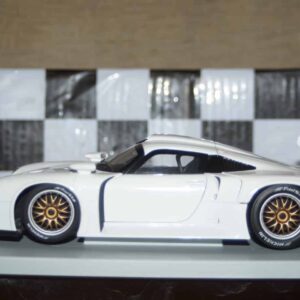 Ut models porsche 911 gt1 1996 white 1:18 scale 180966600