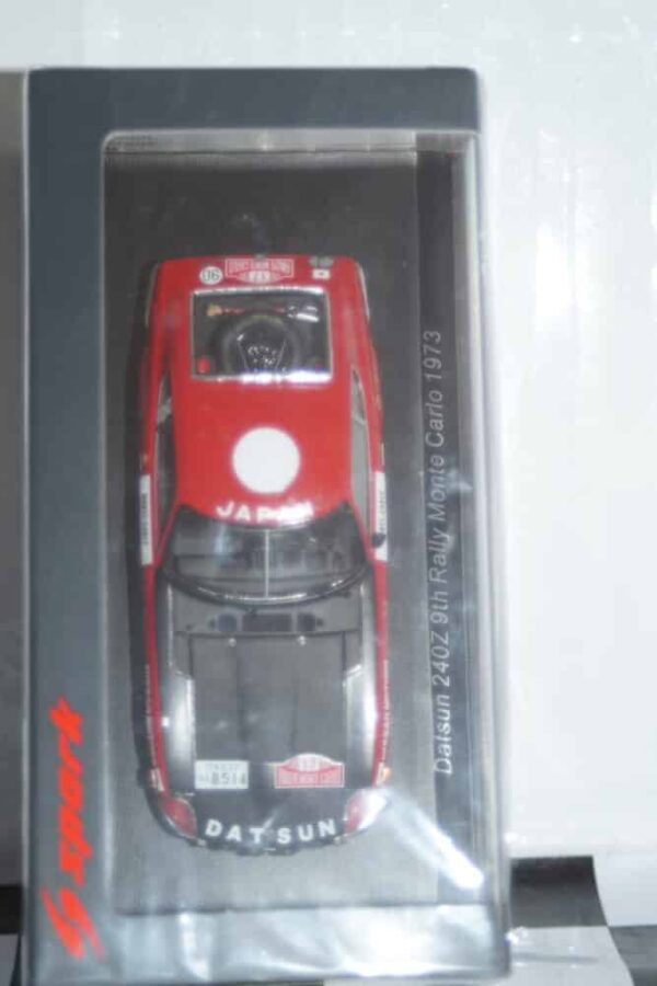 Spark datsun 240z 9th rally 1973 no17 1:43 resin s6285