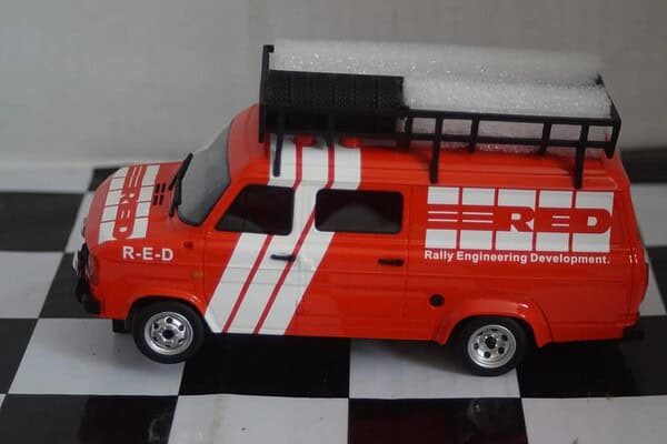 Avant slot ford transit mk2 service van r.e.d rsv2201