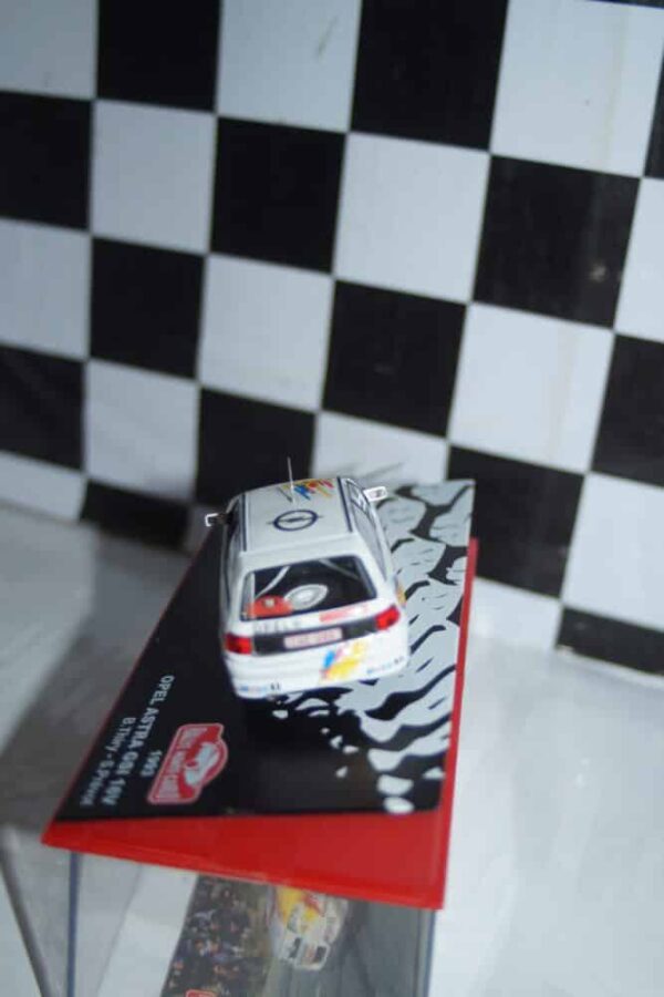 Altaya ixo opel astra gsi 1/43 rally monte carlo 1993 b.thiry diecast