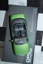 Altaya ixo opel astra f cabriolet green 1992-1998 in 1/43rd(slight crack in case)