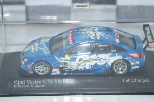 Minichamps opel vectra gts v8 reuter 400 044410