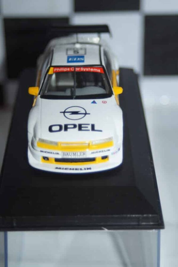 Minichamps opel calibra v6 dtm reuter 934102