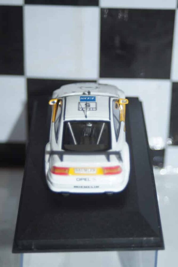 Minichamps opel calibra v6 dtm reuter 934102