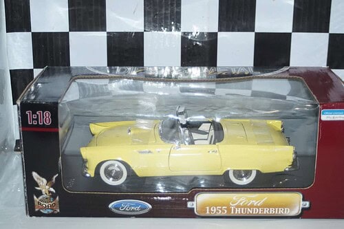 ROAD SIGNATURE VW Beetle 1967 Ref 92078 1:18TH