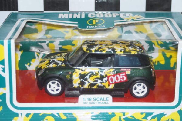 FOXTONS (Burago) Mini Cooper GREEN #005 1:18 scale