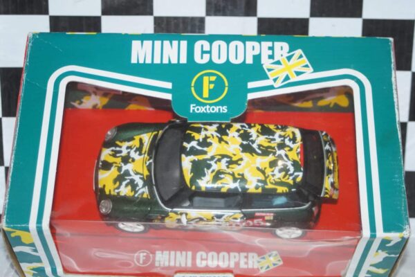 FOXTONS (Burago) Mini Cooper GREEN #005 1:18 scale