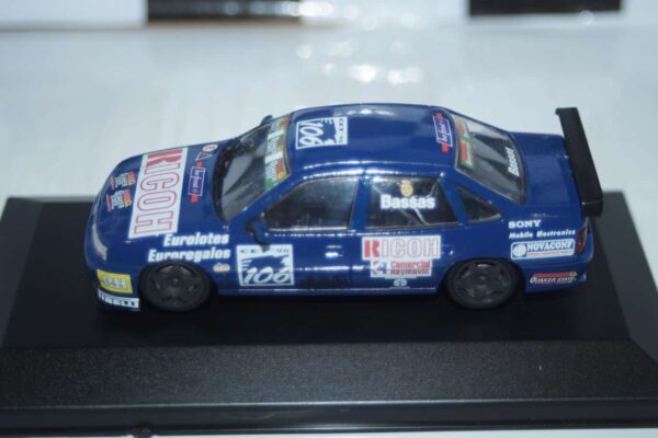 Racing replicas code 3 opel vectra gt montmelo 1996 j.bassas 19018