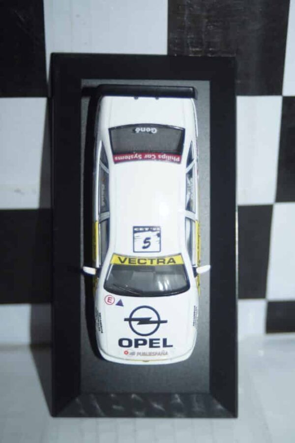 Racing replicas code 3 opel vectra gt montmelo 1995 j.gene 19015