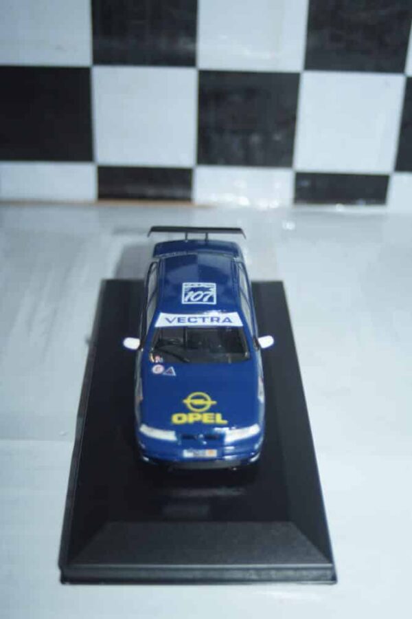 Racing replicas code 3 opel vectra gt montmelo 1996 g.busi 19019
