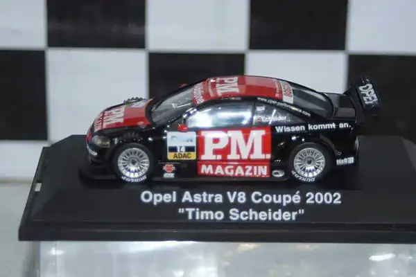 Schuco opel astra v8 coupe 2002 t.scheider diecast ltd 04802 1:43
