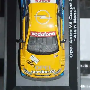 Schuco opel astra v8 coupe 2002 a.menu diecast ltd 04805 1:43