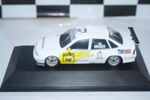 Racing replicas code 3 opel vectra gt albacete 1996 d.mozzi 19026