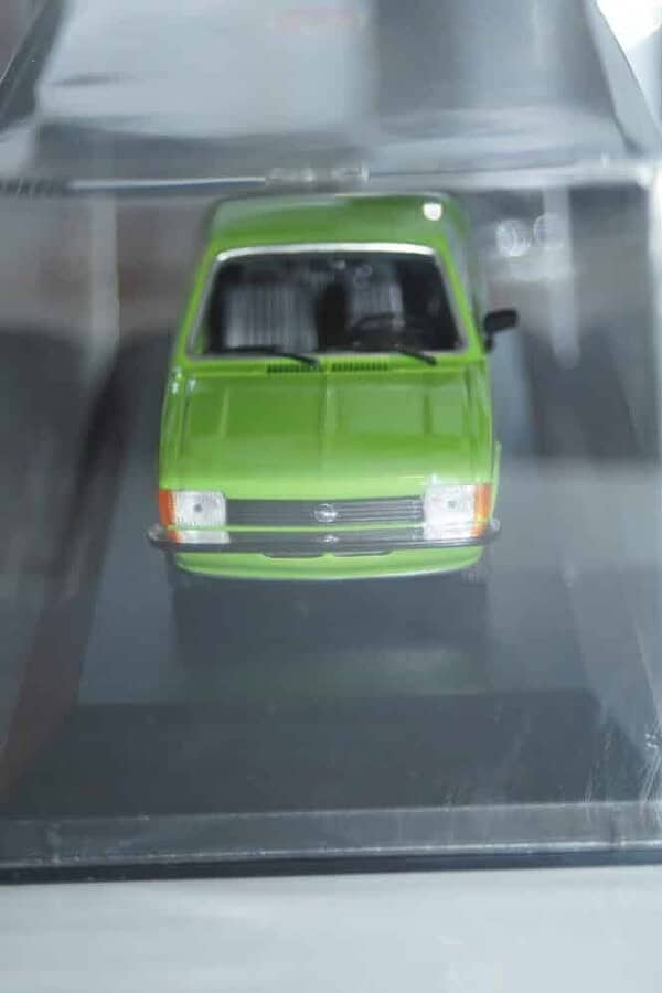 Maxichamps peugeot 205 cti 1990 silver 1:43 940 112331
