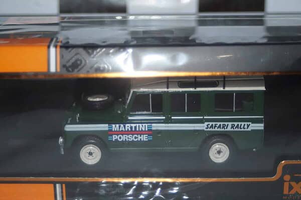 Ixo land rover series 11 rhd porsche martini 1:43 rac387x