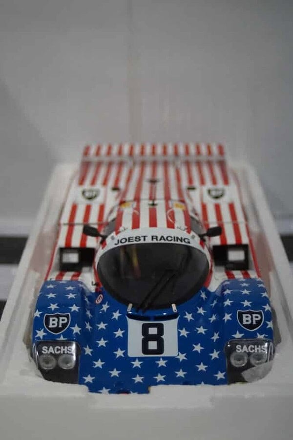 Minichamps porsche 956l 24hr le mans 1986 1:18th 180 866508