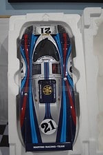 Autoart aston martin vantage 12hr endurance 2015 #99a 1:18 scale 81507