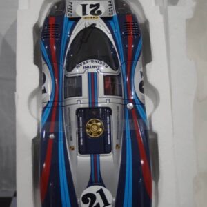 Autoart aston martin vantage 12hr endurance 2015 #99a 1:18 scale 81507