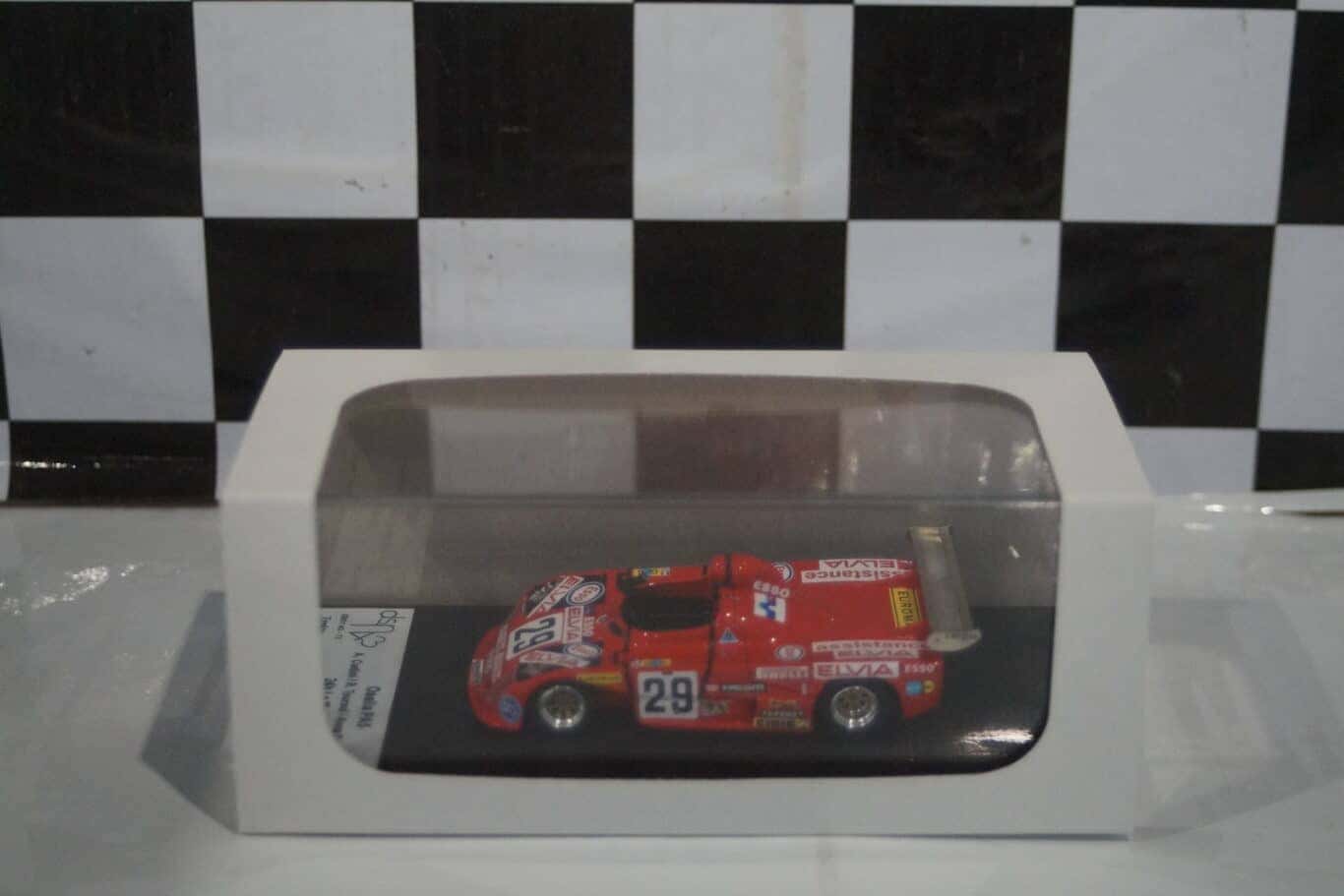 Modèle Réduit Voiture CHEVRON B21/23 Le Mans 1973 - Échelle 1:43 - Marque TROFEU - Série Limitée 1/150