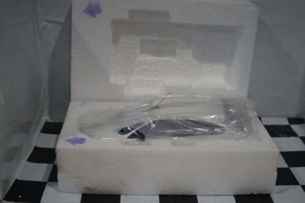 Otto ford focus rs mk2 le mans white 2010 1:18 ot1009