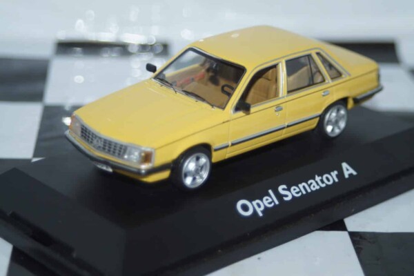 Schuco opel senator a in yellow 1:43 ref 03302
