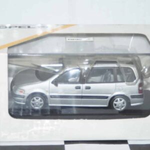 Schuco opel sintra in silver 1:43 ref 1799527