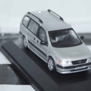 Schuco opel sintra in silver 1:43 ref 1799527