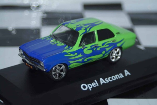 Schuco opel ascona a "tuning car" 1:43,ref 02657