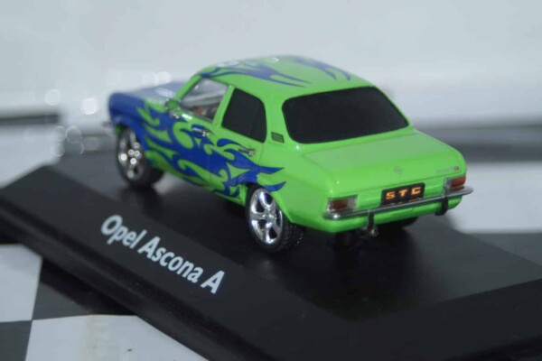Schuco opel ascona a "tuning car" 1:43,ref 02657