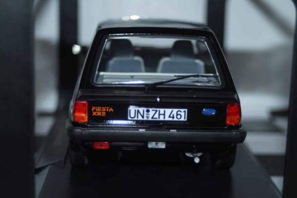 Norev  ford fiesta xr2 1981 black 1:18 scale 182743