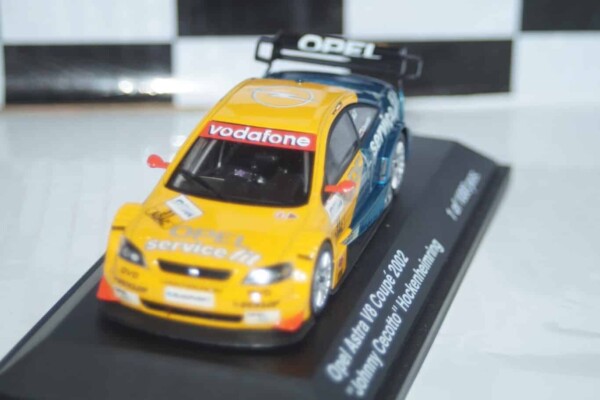 Schuco opel astra v8 coupe 2002 hockenheimring 1:43 ref 04807 ltd 1000