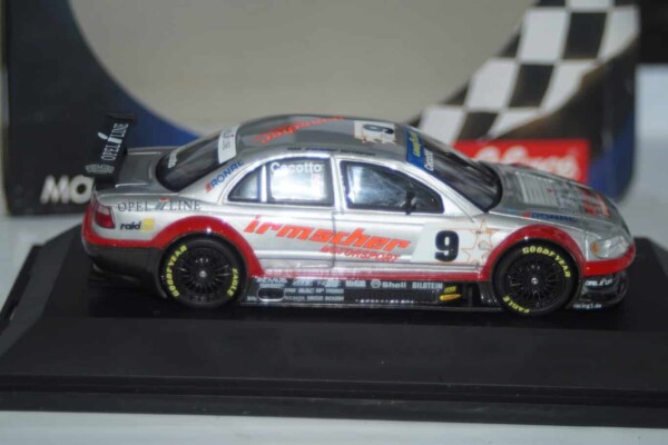 Schuco opel v8 star irmscher 1:43 ref 04821