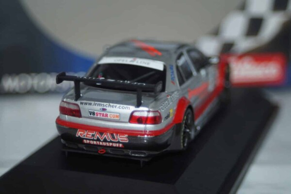 Schuco opel v8 star irmscher 1:43 ref 04821