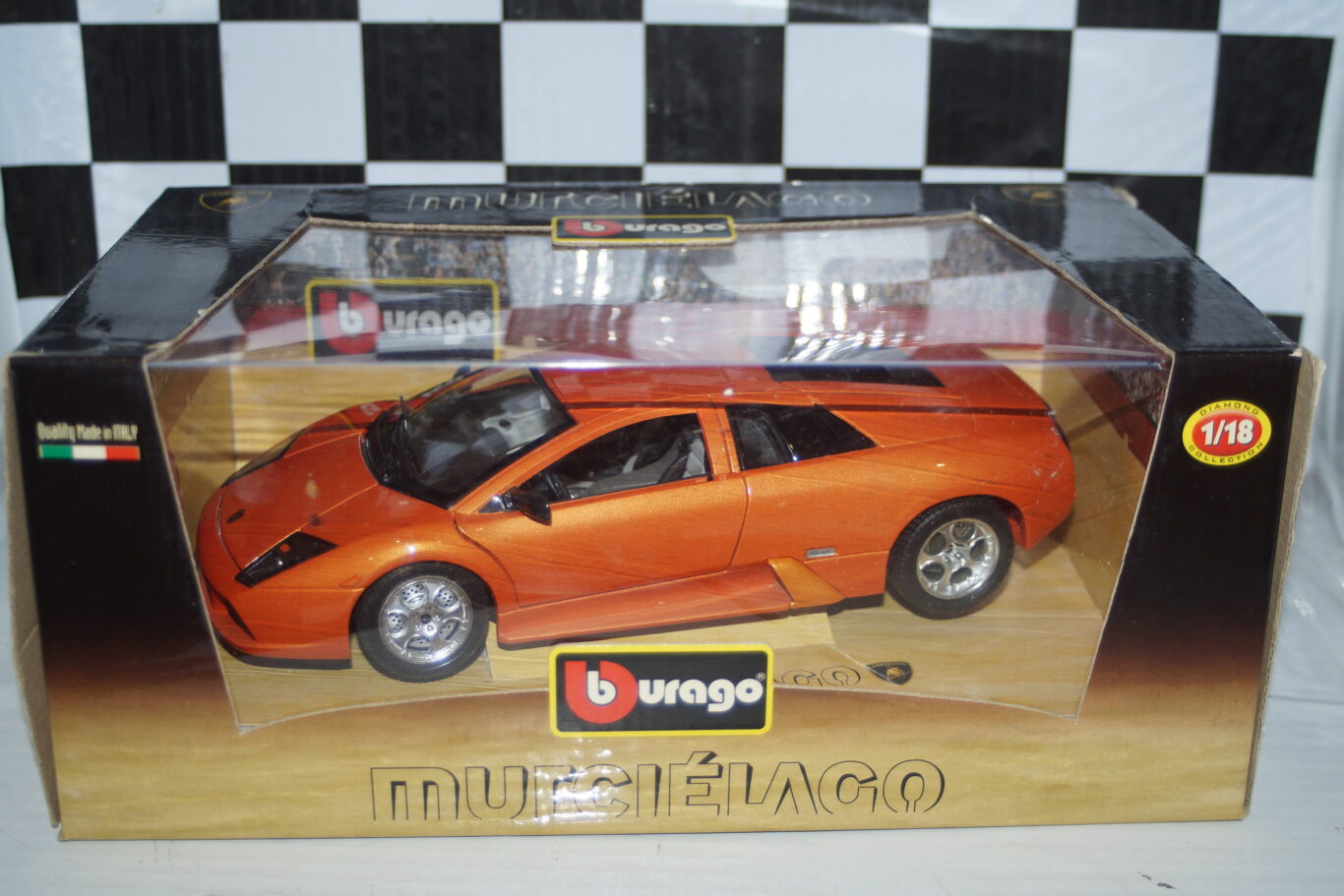 Burago Lamborghini Murcielago 1 18 scale Ref 34016