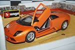 Burago lamborghini huracan lp 610-4 in green 1:18 scale ref 11038