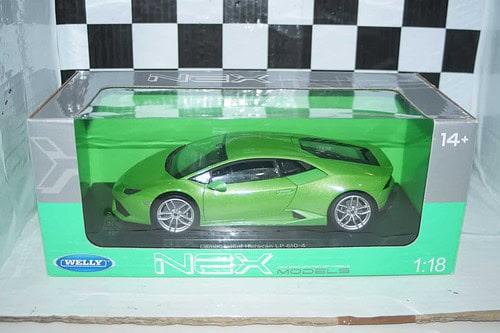 Nex welly lamborghini huracan lp 610-4 1:18 scale ref 18049w