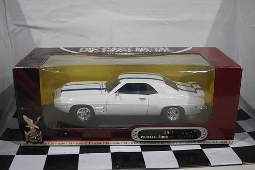 Road signature 1969 pontiac firebird trans am ref 92368 1:18th