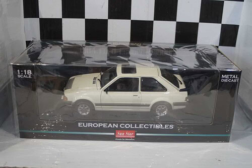 Sunstar ford escort rs 1600i 1984 white (rhd) ref 4997r 1:18 scale