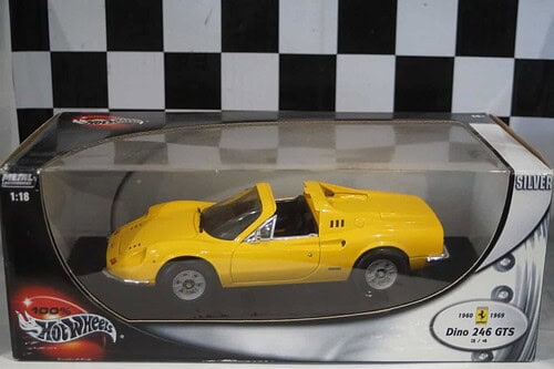 Hotwheels ferrari dino 246 gts yellow 1:18th ref 23920