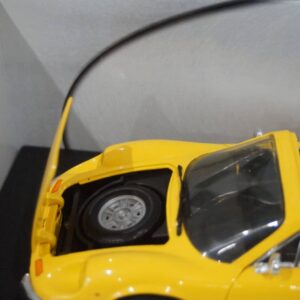 Hotwheels ferrari dino 246 gts yellow 1:18th ref 23920