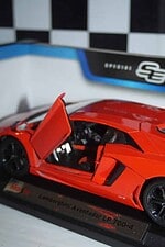 Maisto ferrari f50 1995 red 1:18 scale ref 31823
