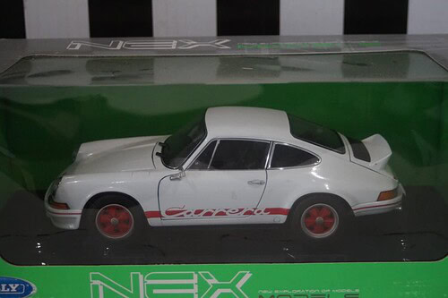 Nex welly 1973 porsche 911 carrera rs 1:18 scale ref 18044w