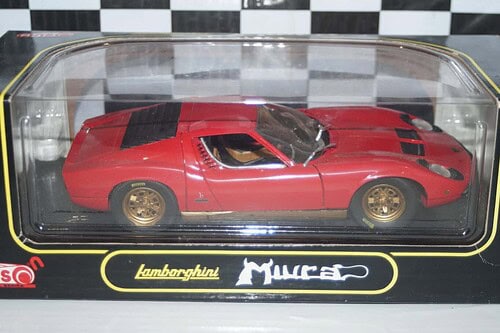 Anson porsche 911 carrera 4 cabriolet in red 1:14 scale ref 30313