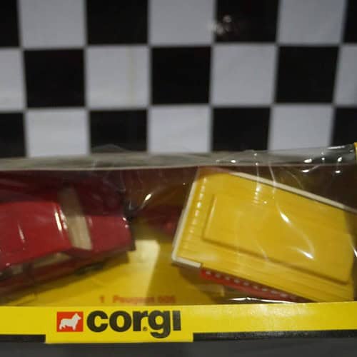 Corgi 1 peugeot 505 in red with caravan 1:36th ref 393 and 490