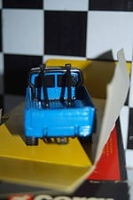 Corgi mazda (pick up) blue 1:36th ref 495